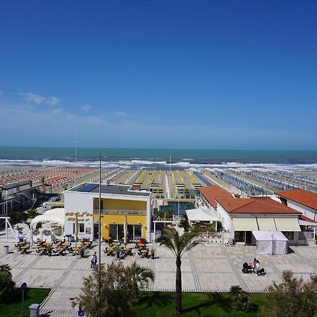 Alba Sul Mare Hotel Lido di Camaiore Exterior photo