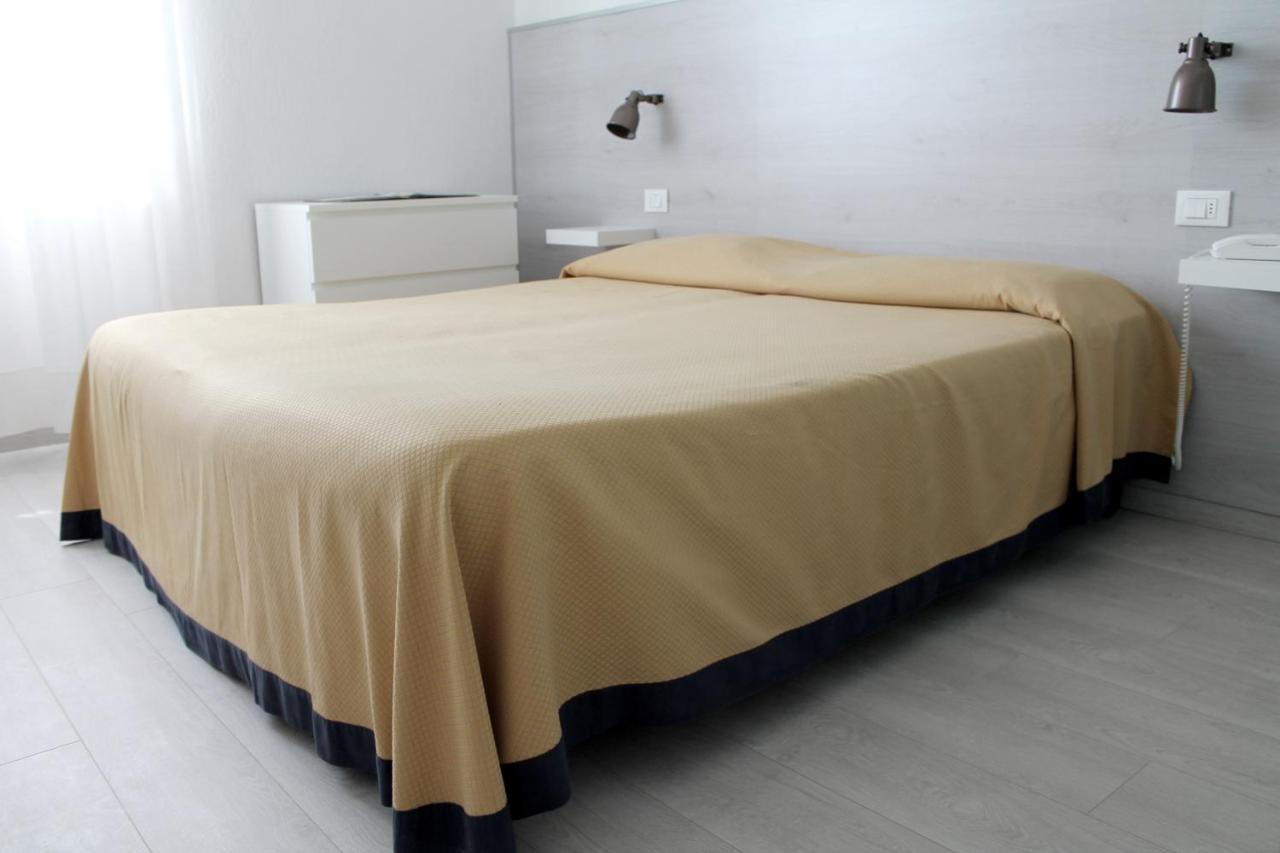 Alba Sul Mare Hotel Lido di Camaiore Room photo