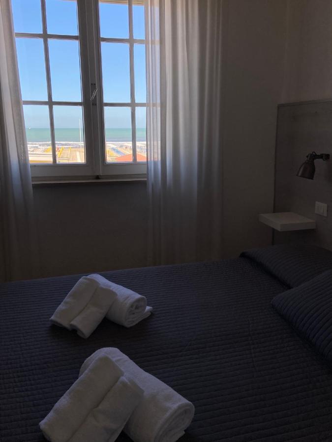 Alba Sul Mare Hotel Lido di Camaiore Exterior photo