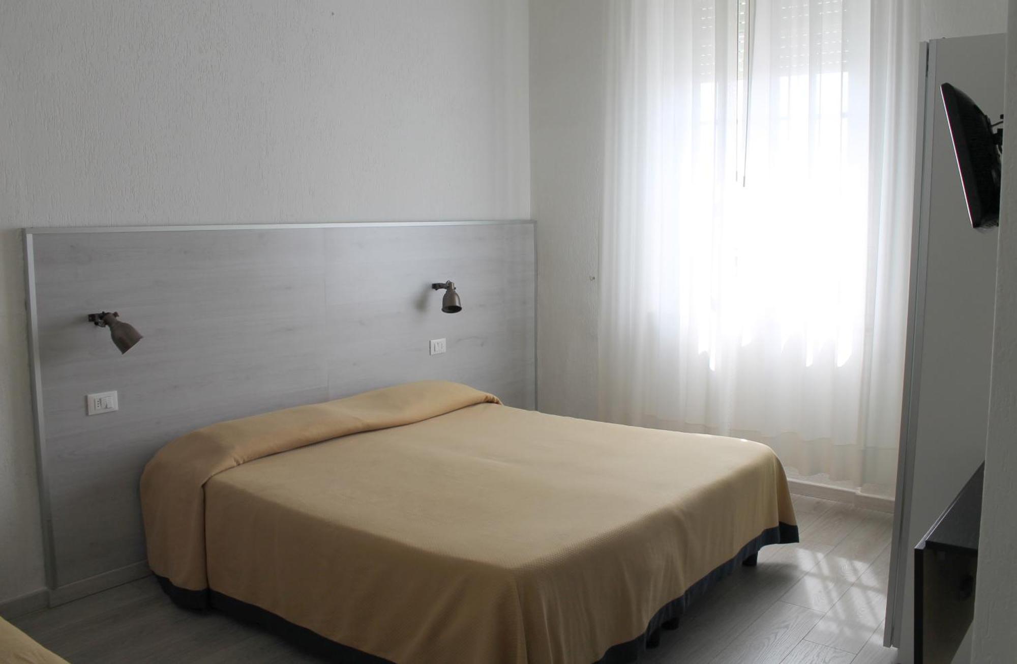 Alba Sul Mare Hotel Lido di Camaiore Room photo