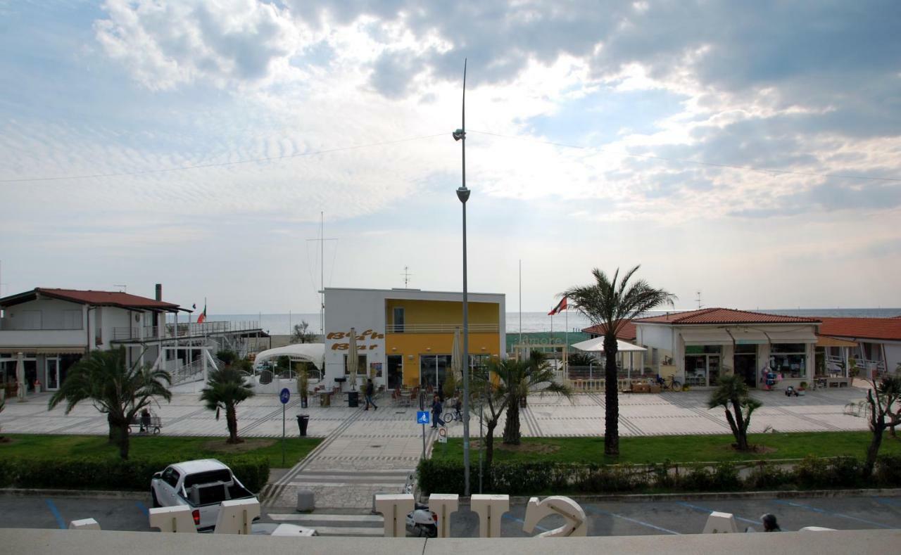 Alba Sul Mare Hotel Lido di Camaiore Exterior photo