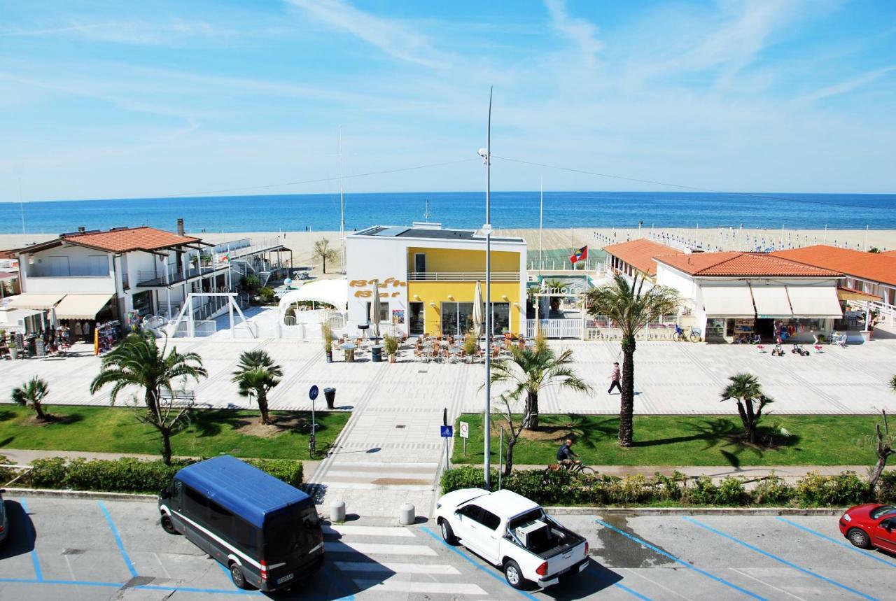 Alba Sul Mare Hotel Lido di Camaiore Exterior photo